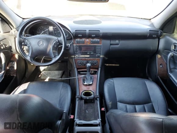 ✅ 2006 Mercedes-Benz C 280 Luxury • VIN: WDBRF92H06F762701 • Lot: 52231174. Wystawiony na Copart z przebiegiem 129 563 mil. Bezpłatny archiwum sprzedaży aukcyjnych z USA i szczegółowy raport historii pojazdu na DreamBid. Zdjęcie 8.