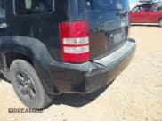 ✅ 2010 Jeep Liberty Sport • VIN: 1J4PP2GK6AW170045 • Lot: 43218697. Listed on IAAI with 122,653 mi. Free auction sales archive from the USA and detailed vehicle history report at DreamBid. Image 6.