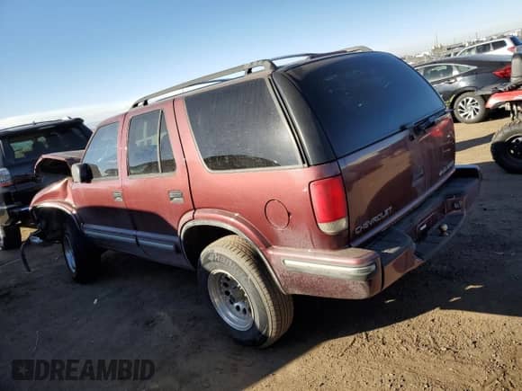 ✅ 1999 Chevrolet Blazer LS • VIN: 1GNDT13W1X2110950 • Lot: 44646925. Listed on Copart with Not provided miles. Access the free auction sales archive from the USA and view a detailed vehicle history report at DreamBid. Image 2.