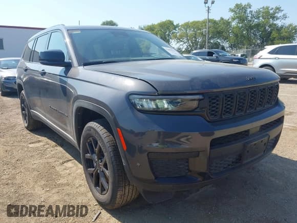 ✅ 2024 Jeep Grand Cherokee Altitude • VIN: 1C4RJKAG8R8553568 • Lot: 43000815. Listed on IAAI with 19,344 mi. Free auction sales archive from the USA and detailed vehicle history report at DreamBid. Image 1.