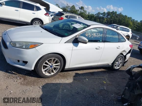 ✅ 2017 Ford Focus SE • VIN: 1FADP3F28HL305625 • Lot: 43138656. Listed on IAAI with 159,183 mi. Free auction sales archive from the USA and detailed vehicle history report at DreamBid. Image 14.