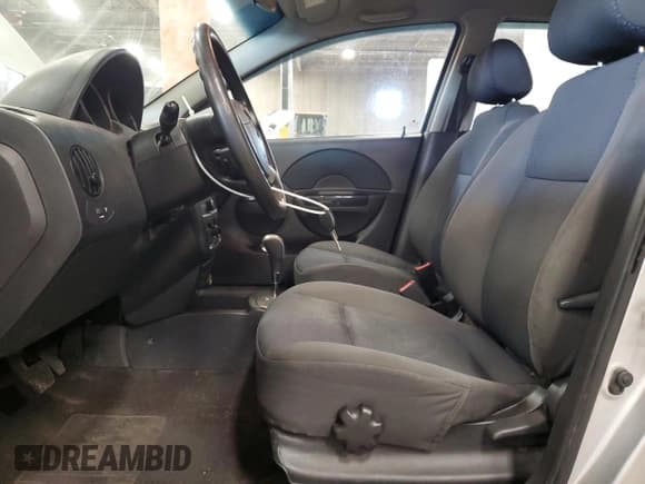 ✅ 2008 Chevrolet Aveo LS • VIN: KL1TD66658B075719 • Lot: 49872915. Wystawiony na Copart z przebiegiem 121 042 mil. Bezpłatny archiwum sprzedaży aukcyjnych z USA i szczegółowy raport historii pojazdu na DreamBid. Zdjęcie 7.