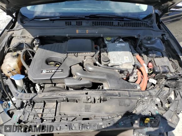 ✅ 2013 Ford Fusion SE Hybrid • VIN: 3FA6P0LU8DR371777 • Lot: 65461425. Listed on Copart with 176,660 mi. Free auction sales archive from the USA and detailed vehicle history report at DreamBid. Image 11.