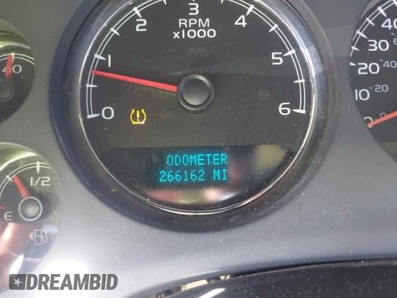 ✅ 2007 Chevrolet Avalanche LTZ • VIN: 3GNEC12J37G159231 • Lot: 41853434. Listed on IAAI with 266,162 mi. Free auction sales archive from the USA and detailed vehicle history report at DreamBid. Image 15.