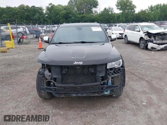 ✅ 2017 Jeep Grand Cherokee Limited • VIN: 1C4RJFBG3HC712949 • Lot: 42748302. Listed on IAAI with 158,961 mi. Free auction sales archive from the USA and detailed vehicle history report at DreamBid. Image 12.