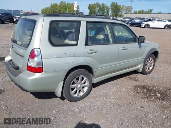 ✅ 2007 Subaru Forester X • VIN: JF1SG65697H741642 • Lot: 43363411. Listed on IAAI with 94,122 mi. Free auction sales archive from the USA and detailed vehicle history report at DreamBid. Image 4.