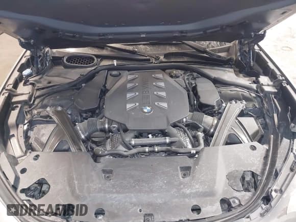 ✅ 2023 BMW 7 Series 760i xDrive • VIN: WBA33EJ09PCM90606 • Lot: 41498342. Listed on IAAI with 36,838 mi. Free auction sales archive from the USA and detailed vehicle history report at DreamBid. Image 10.