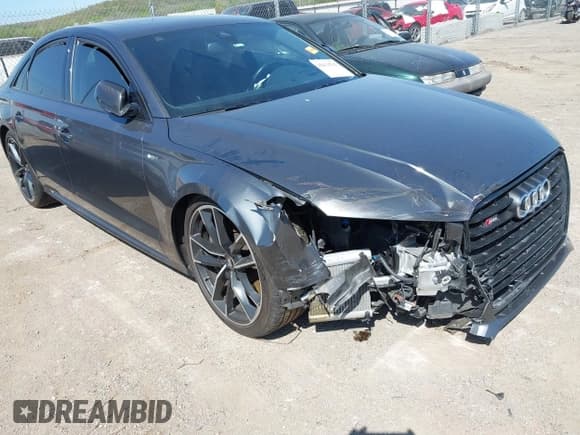 ✅ 2016 Audi S8 Plus • VIN: WUAJ5AFD2GN900596 • Lot: 42014762. Wystawiony na IAAI z przebiegiem Nie podano. Bezpłatny archiwum sprzedaży aukcyjnych z USA i szczegółowy raport historii pojazdu na DreamBid. Zdjęcie 1.