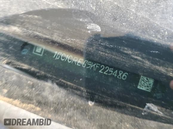 ✅ 2019 Chevrolet Silverado 2500HD Work Truck • VIN: 1GC1CREG5KF225486 • Lot: 44016485. Wystawiony na Copart z przebiegiem 217 081 mil. Bezpłatny archiwum sprzedaży aukcyjnych z USA i szczegółowy raport historii pojazdu na DreamBid. Zdjęcie 12.