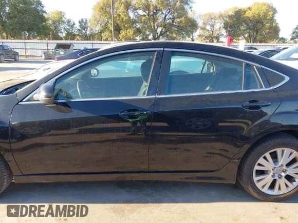 ✅ 2010 Mazda 6 i Touring • VIN: 1YVHZ8CH2A5M07261 • Lot: 43610903. Wystawiony na IAAI z przebiegiem 116 823 mil. Bezpłatny archiwum sprzedaży aukcyjnych z USA i szczegółowy raport historii pojazdu na DreamBid. Zdjęcie 14.