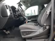 ✅ 2019 Chevrolet Silverado 1500 LT • VIN: 2GCVKPEC0K1120173 • Lot: 72637704. Wystawiony na Copart z przebiegiem 92 227 mil. Bezpłatny archiwum sprzedaży aukcyjnych z USA i szczegółowy raport historii pojazdu na DreamBid. Zdjęcie 7.