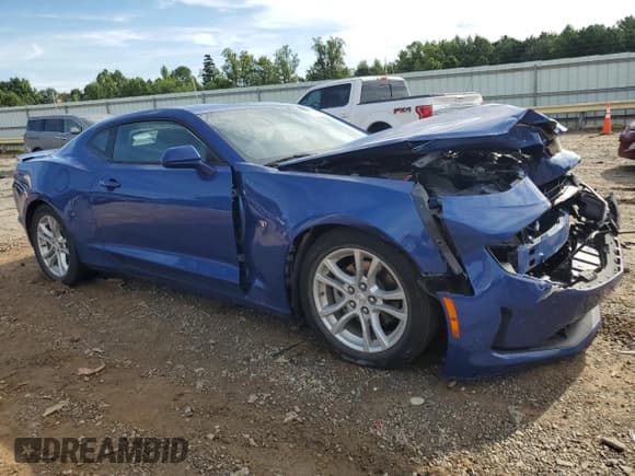 ✅ 2021 Chevrolet Camaro 1LS • VIN: 1G1FB1RX1M0131429 • Lot: 68465975. Listed on Copart with 55,264 mi. Free auction sales archive from the USA and detailed vehicle history report at DreamBid. Image 4.