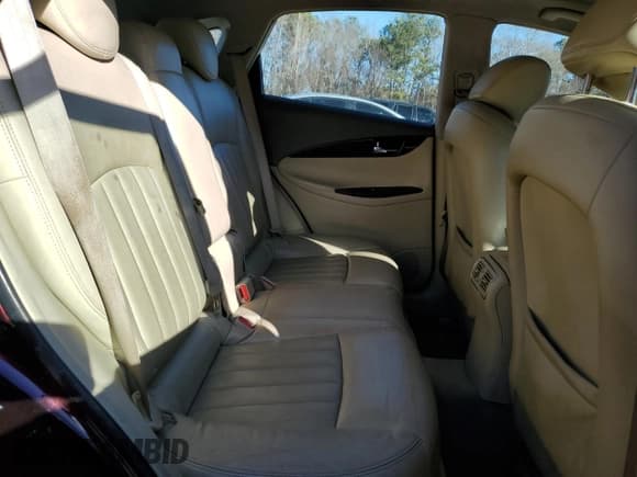 ✅ 2014 Infiniti QX50 Journey • VIN: JN1BJ0HP0EM210222 • Lot: 42376295. Wystawiony na Copart z przebiegiem 133 068 mil. Bezpłatny archiwum sprzedaży aukcyjnych z USA i szczegółowy raport historii pojazdu na DreamBid. Zdjęcie 11.