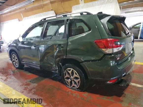 ✅ 2024 Subaru Forester Premium • VIN: JF2SKADC9RH443356 • Lot: 60415415. Listed on Copart with 44,456 mi. Free auction sales archive from the USA and detailed vehicle history report at DreamBid. Image 2.