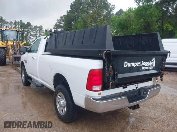 ✅ 2017 Ram 2500 • VIN: 3C6LR5BT6HG683506 • Lot: 41934017. Listed on IAAI with 68,942 mi. Free auction sales archive from the USA and detailed vehicle history report at DreamBid. Image 3.