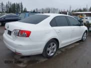 ✅ 2012 Volkswagen Jetta TDI w/Premium • VIN: 3VWLL7AJ6CM310950 • Lot: 41714429. Wystawiony na IAAI z przebiegiem 148 178 mil. Bezpłatny archiwum sprzedaży aukcyjnych z USA i szczegółowy raport historii pojazdu na DreamBid. Zdjęcie 4.