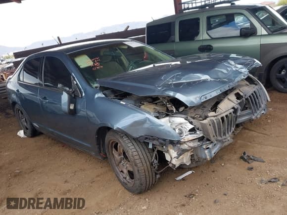 ✅ 2011 Mercury Milan • VIN: 3MEHM0HA9BR600716 • Лот: 42214376. Опубликован ранее на IAAI с пробегом 184 424 миль. Бесплатный доступ к архиву аукционных продаж из США и подробный отчёт об истории автомобиля на DreamBid. Изображение 13.