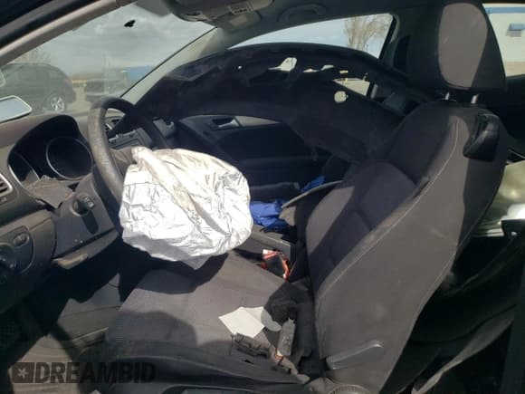 ✅ 2012 Volkswagen Golf • VIN: WVWBB7AJXCW274567 • Lot: 44172415. Listed on Copart with 100,930 mi. Free auction sales archive from the USA and detailed vehicle history report at DreamBid. Image 7.