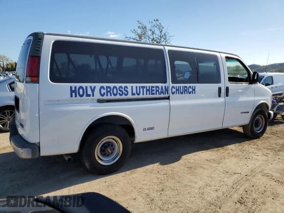 ✅ 1999 GMC Savana • VIN: 1GJHG39JXX1044726 • Лот: 49902635. Опубликован ранее на Copart с пробегом 78 840 миль. Бесплатный доступ к архиву аукционных продаж из США и подробный отчёт об истории автомобиля на DreamBid. Изображение 3.