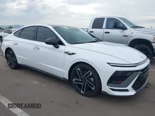 ✅ 2025 Hyundai Sonata N Line • VIN: KMHL54JC5SA495626 • Лот: 43429908. Опубликован ранее на IAAI с пробегом 3 519 миль. Бесплатный доступ к архиву аукционных продаж из США и подробный отчёт об истории автомобиля на DreamBid. Изображение 1.