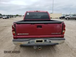 ✅ 2005 Chevrolet Silverado 1500 Z71 • VIN: 2GCEK13T151137889 • Лот: 76465784. Опубликован ранее на Copart с пробегом 303 991 миль. Бесплатный доступ к архиву аукционных продаж из США и подробный отчёт об истории автомобиля на DreamBid. Изображение 6.