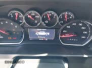 ✅ 2020 Chevrolet Silverado 1500 RST • VIN: 3GCUYEED4LG101285 • Lot: 42272752. Wystawiony na IAAI z przebiegiem 50 248 mil. Bezpłatny archiwum sprzedaży aukcyjnych z USA i szczegółowy raport historii pojazdu na DreamBid. Zdjęcie 15.