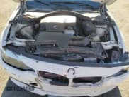 ✅ 2015 BMW 3 Series 328i • VIN: WBA3C1C56FK123829 • Lot: 90343345. Wystawiony na Copart z przebiegiem 122 715 mil. Bezpłatny archiwum sprzedaży aukcyjnych z USA i szczegółowy raport historii pojazdu na DreamBid. Zdjęcie 11.