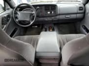 ✅ 2000 Dodge Dakota Sport • VIN: 1B7GG2AN9YS760105 • Lot: 51023545. Wystawiony na Copart z przebiegiem 191 900 mil. Bezpłatny archiwum sprzedaży aukcyjnych z USA i szczegółowy raport historii pojazdu na DreamBid. Zdjęcie 8.