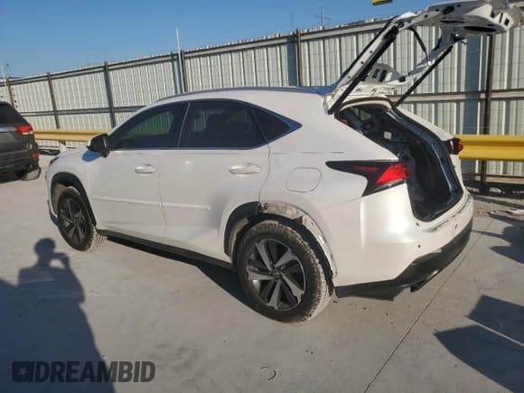 ✅ 2018 Lexus NX 300 • VIN: JTJYARBZ1J2088544 • Lot: 82514285. Wystawiony na Copart z przebiegiem 44 731 mil. Bezpłatny archiwum sprzedaży aukcyjnych z USA i szczegółowy raport historii pojazdu na DreamBid. Zdjęcie 2.