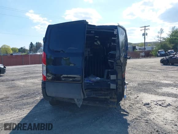 ✅ 2021 Ford Transit Cargo • VIN: 1FTYE1Y85MKA34465 • Lot: 41736879. Listed on IAAI with 77,215 mi. Free auction sales archive from the USA and detailed vehicle history report at DreamBid. Image 16.