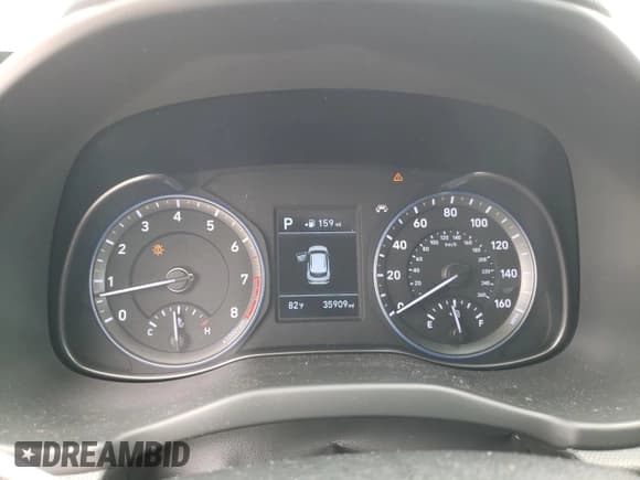 ✅ 2018 Hyundai Kona SEL • VIN: KM8K62AA9JU099241 • Лот: 69684803. Опубликован ранее на Copart с пробегом 35 909 миль. Бесплатный доступ к архиву аукционных продаж из США и подробный отчёт об истории автомобиля на DreamBid. Изображение 9.