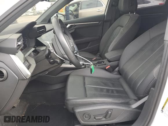 ✅ 2022 Audi A3 Premium Plus • VIN: WAUBUDGY5NA013213 • Lot: 42834215. Listed on Copart with 40,583 mi. Free auction sales archive from the USA and detailed vehicle history report at DreamBid. Image 7.