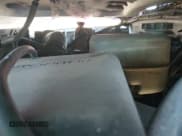 ✅ 2001 Chevrolet Silverado 2500HD LS • VIN: 1GCHK23U51F199522 • Lot: 41552550. Wystawiony na IAAI z przebiegiem 291 272 mil. Bezpłatny archiwum sprzedaży aukcyjnych z USA i szczegółowy raport historii pojazdu na DreamBid. Zdjęcie 12.