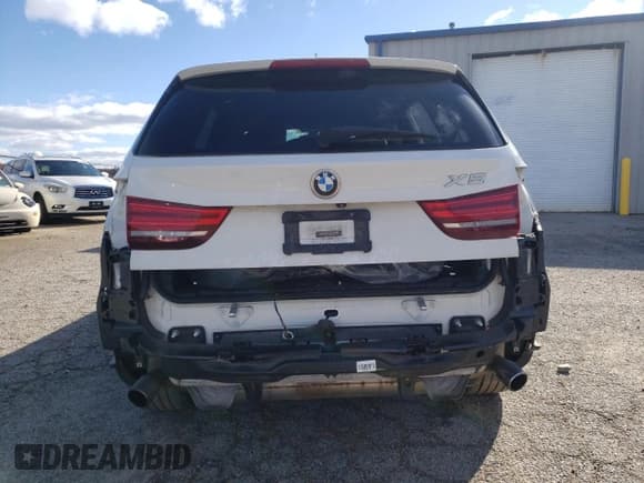 ✅ 2017 BMW X5 xDrive35i • VIN: 5UXKR0C32H0X82865 • Lot: 91114195. Listed on Copart with 75,187 mi. Free auction sales archive from the USA and detailed vehicle history report at DreamBid. Image 6.