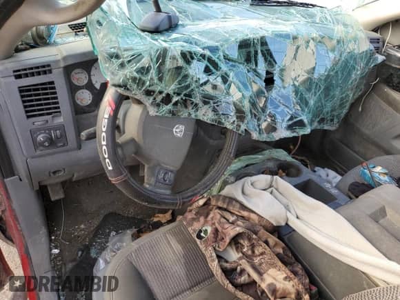 ✅ 2006 Dodge 1500 ST • VIN: 1D7HA16266J174792 • Лот: 80676294. Размещён на Copart с пробегом 187 660 миль миль. Получите бесплатный доступ к архиву аукционных продаж из США и посмотрите подробный отчёт об истории автомобиля на DreamBid. Изображение 8.