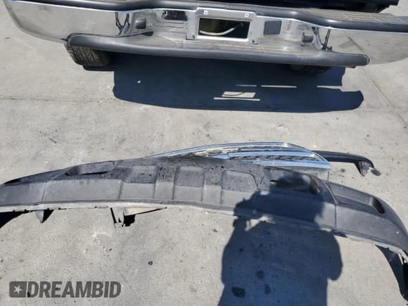 ✅ 2006 Chevrolet Silverado 1500 Work Truck • VIN: 3GCEC14V46G190415 • Лот: 73031914. Опубликован ранее на Copart с пробегом 246 853 миль. Бесплатный доступ к архиву аукционных продаж из США и подробный отчёт об истории автомобиля на DreamBid. Изображение 14.