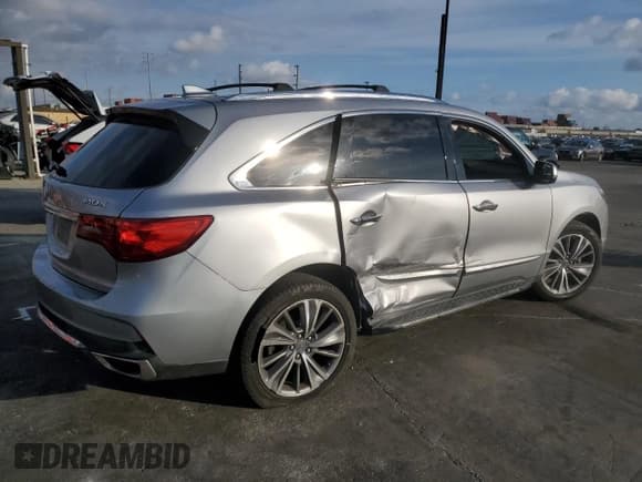 ✅ 2017 Acura MDX • VIN: 5FRYD3H71HB008985 • Lot: 43044535. Wystawiony na Copart z przebiegiem 55 317 mil. Bezpłatny archiwum sprzedaży aukcyjnych z USA i szczegółowy raport historii pojazdu na DreamBid. Zdjęcie 3.
