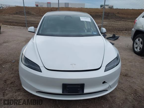 ✅ 2024 Tesla Model 3 • VIN: 5YJ3E1EA2RF729704 • Lot: 41240814. Wystawiony na IAAI z przebiegiem 47 088 mil. Bezpłatny archiwum sprzedaży aukcyjnych z USA i szczegółowy raport historii pojazdu na DreamBid. Zdjęcie 11.
