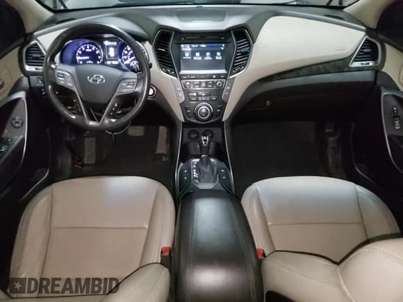 ✅ 2017 Hyundai Santa Fe 2.4L • VIN: 5XYZUDLB2HG449427 • Лот: 91261155. Опубликован ранее на Copart с пробегом 82 582 миль. Бесплатный доступ к архиву аукционных продаж из США и подробный отчёт об истории автомобиля на DreamBid. Изображение 8.