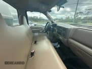 ✅ 2003 Ford F-450 • VIN: 1FDXF47P83ED47327 • Lot: 46125875. Wystawiony na Copart z przebiegiem 346 365 mil. Bezpłatny archiwum sprzedaży aukcyjnych z USA i szczegółowy raport historii pojazdu na DreamBid. Zdjęcie 6.