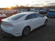 ✅ 2018 Lincoln MKZ Hybrid Select • VIN: 3LN6L5LU2JR608855 • Lot: 43803395. Wystawiony na IAAI z przebiegiem 211 747 mil. Bezpłatny archiwum sprzedaży aukcyjnych z USA i szczegółowy raport historii pojazdu na DreamBid. Zdjęcie 4.