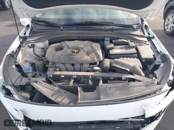 ✅ 2019 Hyundai Elantra • VIN: KMHH35LE7KU090303 • Lot: 41706847. Listed on IAAI with 106,492 mi. Free auction sales archive from the USA and detailed vehicle history report at DreamBid. Image 10.