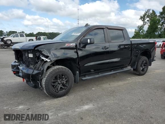 ✅ 2022 Chevrolet Silverado 1500 LT Trail Boss • VIN: 1GCPYFED3NZ156056 • Lot: 69638655. Wystawiony na Copart z przebiegiem 48 015 mil. Bezpłatny archiwum sprzedaży aukcyjnych z USA i szczegółowy raport historii pojazdu na DreamBid. Zdjęcie 1.