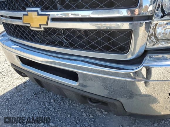 ✅ 2013 Chevrolet Silverado 2500HD • VIN: 1GC2KVCB0DZ305870 • Lot: 43870601. Wystawiony na IAAI z przebiegiem 159 958 mil. Bezpłatny archiwum sprzedaży aukcyjnych z USA i szczegółowy raport historii pojazdu na DreamBid. Zdjęcie 4.