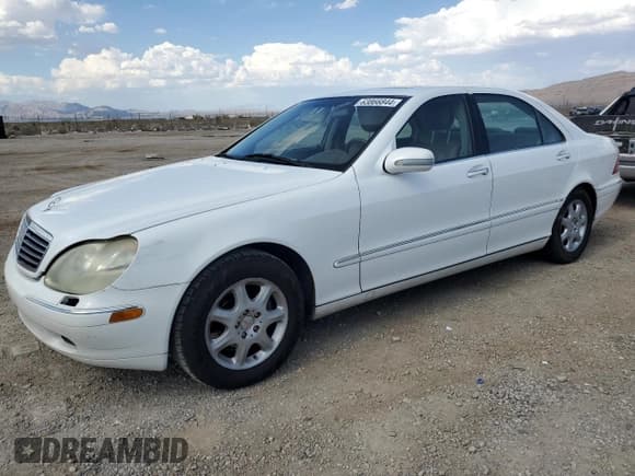 ✅ 2000 Mercedes-Benz S 320/430/500 • VIN: WDBNG75J0YA111650 • Лот: 63866844. Опубликован ранее на Copart с пробегом 245 363 миль. Бесплатный доступ к архиву аукционных продаж из США и подробный отчёт об истории автомобиля на DreamBid. Изображение 1.