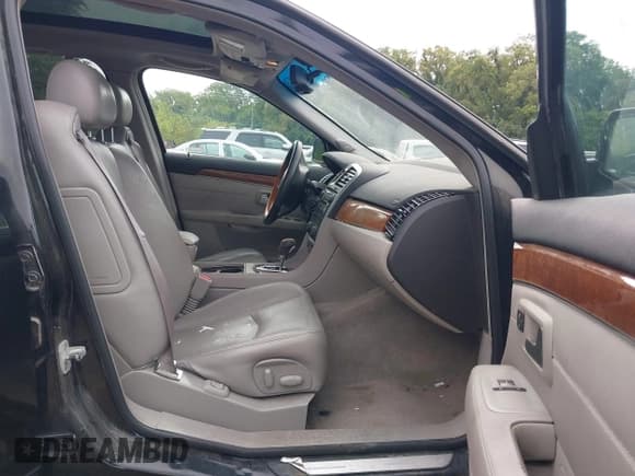 ✅ 2007 Cadillac SRX • VIN: 1GYEE637070136801 • Lot: 43097406. Listed on IAAI with 178,718 mi. Free auction sales archive from the USA and detailed vehicle history report at DreamBid. Image 5.