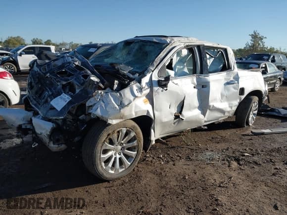 ✅ 2020 Chevrolet Silverado 1500 High Country • VIN: 3GCUYHED6LG321853 • Lot: 43413516. Listed on IAAI with 105,013 mi. Free auction sales archive from the USA and detailed vehicle history report at DreamBid. Image 18.