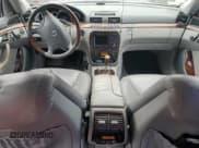 ✅ 2001 Mercedes-Benz S 600 • VIN: WDBNG78J31A137032 • Lot: 72049965. Wystawiony na Copart z przebiegiem 89 326 mil. Bezpłatny archiwum sprzedaży aukcyjnych z USA i szczegółowy raport historii pojazdu na DreamBid. Zdjęcie 8.