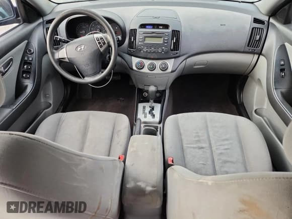 ✅ 2010 Hyundai Elantra GLS • VIN: KMHDU4AD9AU031218 • Лот: 85120435. Опубликован ранее на Copart с пробегом 153 173 миль. Бесплатный доступ к архиву аукционных продаж из США и подробный отчёт об истории автомобиля на DreamBid. Изображение 8.