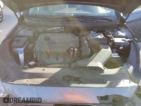 ✅ 2018 Hyundai Sonata SE • VIN: 5NPE24AF5JH611902 • Lot: 43055603. Listed on Copart with 63,147 mi. Free auction sales archive from the USA and detailed vehicle history report at DreamBid. Image 11.